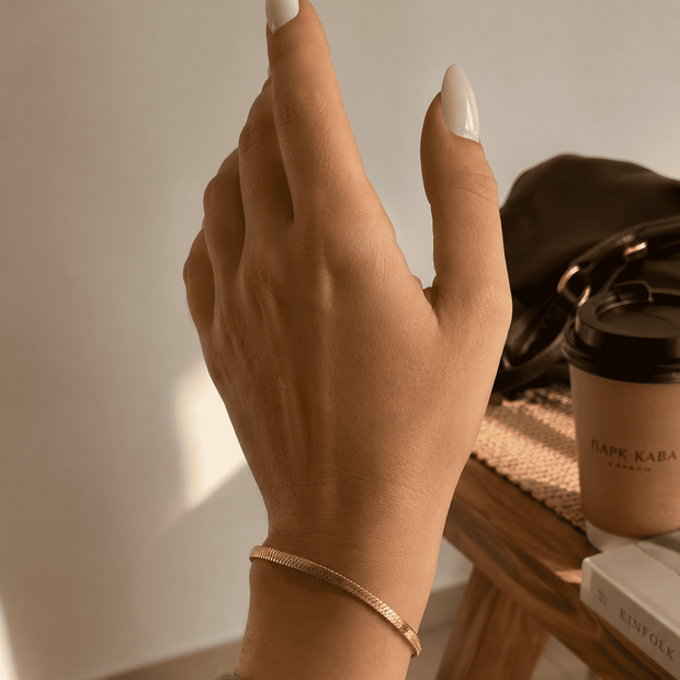 SIP EDGE BRACELETE